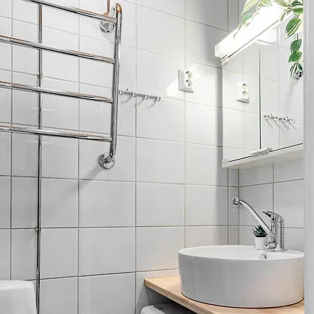 Nordstay - Lovely With Self Check-in * Helsínquia