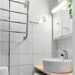 Nordstay - Lovely With Self Check-in * Helsinki